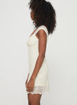 Mini dress Cap sleeve, v-neckline, invisible zip fastening at side Non-stretch material, fully lined