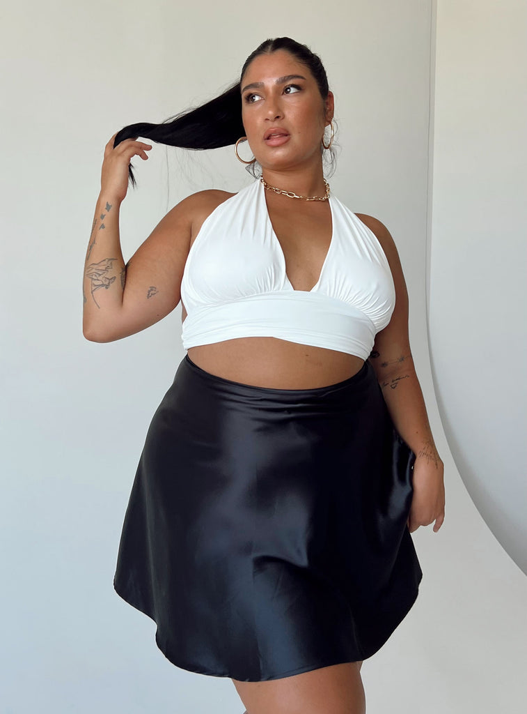 Plus size hotsell black short skirt