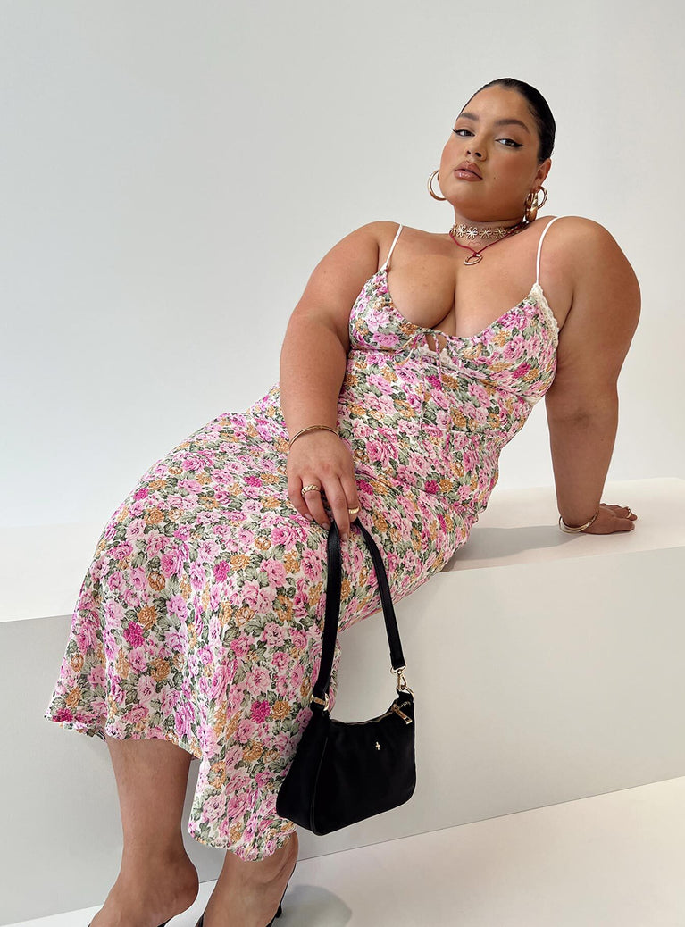 product Princess Polly Scoop Neck  Emily Maxi Dress Pink Floral Curve