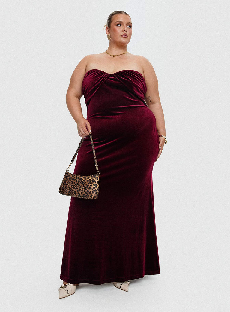 front view of model wearing Princess Polly Irena Strapless Maxi Dress Burgundy Curve Sweetheart Neckline 