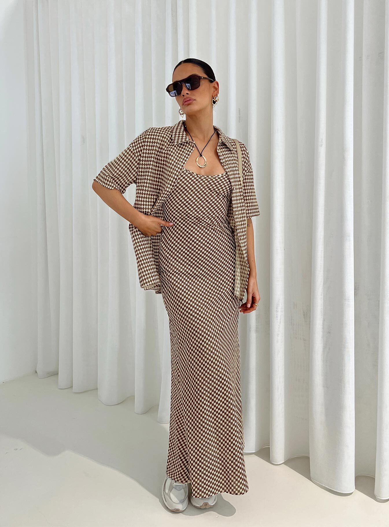 Matching maxi dress and shirt set Long sleeve shirt, classic collar, button front fastening Maxi dress, adjustable straps, tie fastening at back, invisible zip fastening at side