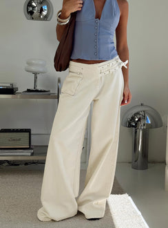 front view of model wearing Princess Polly Paltrow Cargo Jeans Cream Low Rise Jeans 