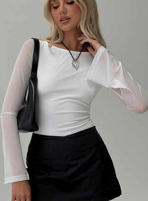 front view of model wearing Princess Polly Lukea Long Sleeve Bodysuit White Full Sleeves 