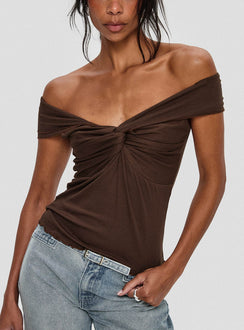 front view of model wearing Princess Polly Suspiria Twist Off Shoulder Top Chocolate Short Sleeves V-Neck 