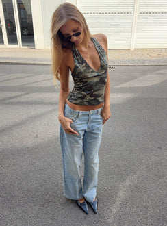 Serenitia Mid Rise Straight Leg Jeans Light Wash