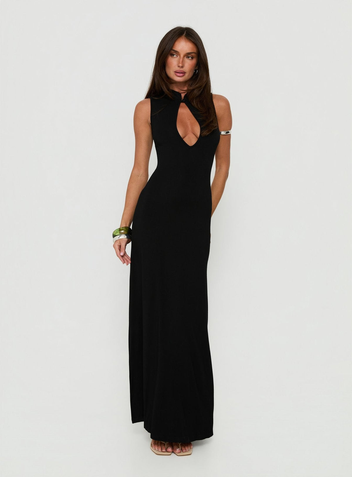 Ailany Keyhole Maxikleid mit rückenfreiem Cut-out, Schwarz