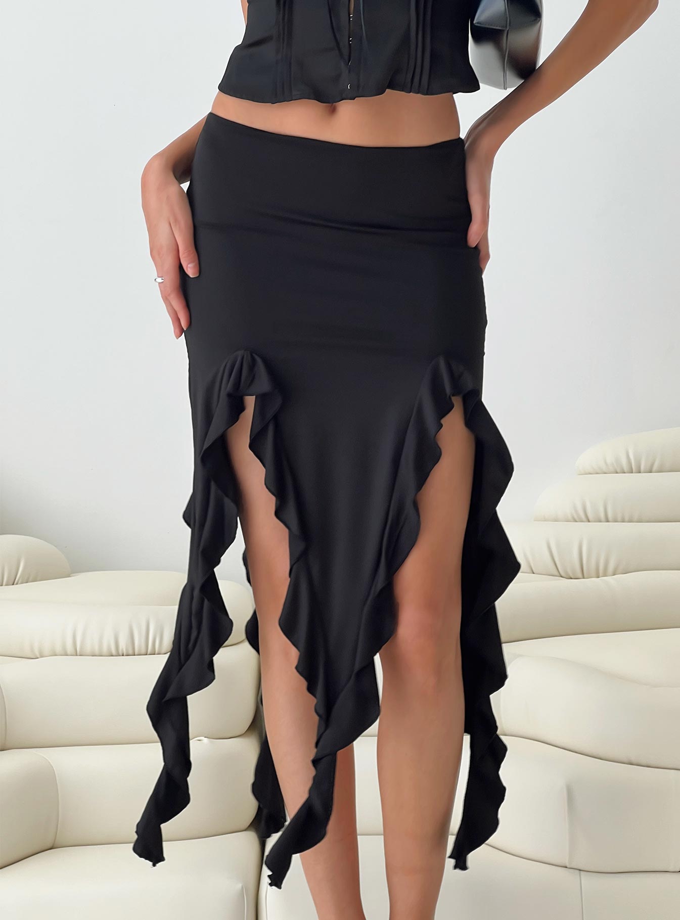 Glenda asymmetrical skirt – free pdf sewing pattern – Tiana's Closet