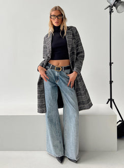 Plaid coat Lapel collar, button fastening at front, twin side pockets Non-stretch, fully lined