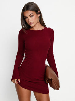 Bryanna Langarm-Minikleid Tiefes Merlot