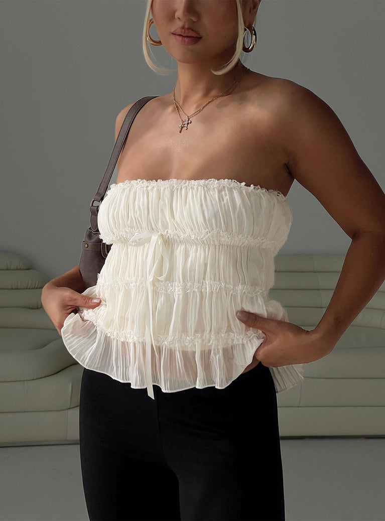 front view of model wearing Princess Polly Avelina Strapless Top Cream Sleeveless straight 