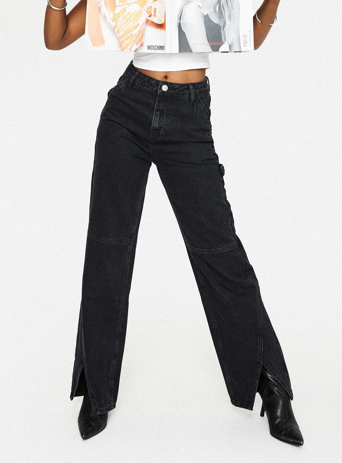 Black 2024 hem jeans