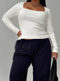 front view of model wearing Princess Polly Baseline Long Sleeve Top White Curve Full Sleeves Square Neck 