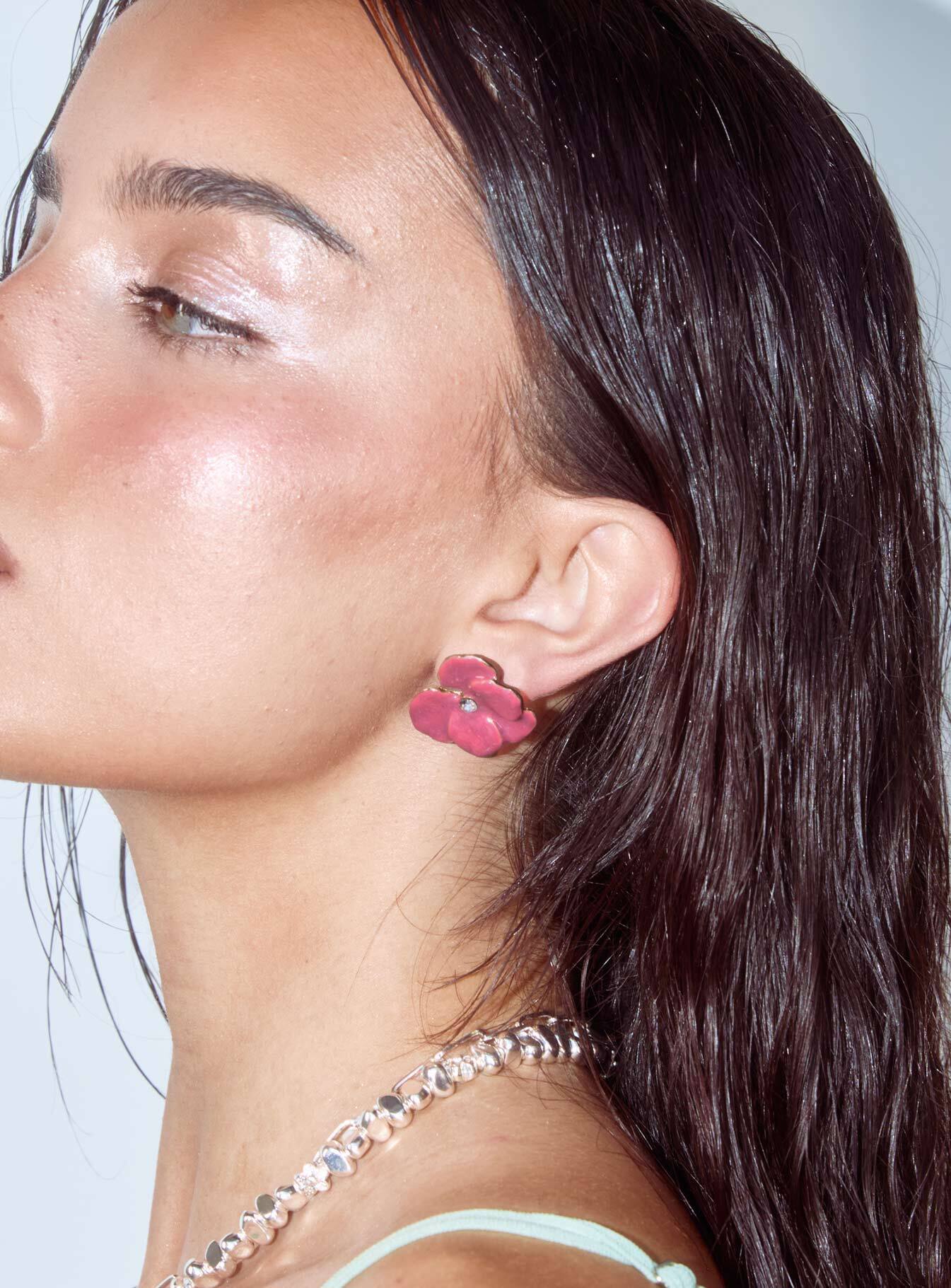 Daylight Savings Flower Earrings Pink