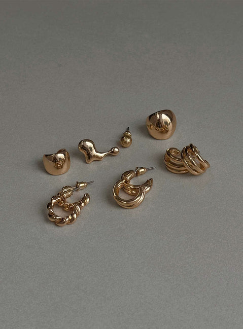 Gold toned earring pack Four pairs &amp; two separate styles, stud fastening