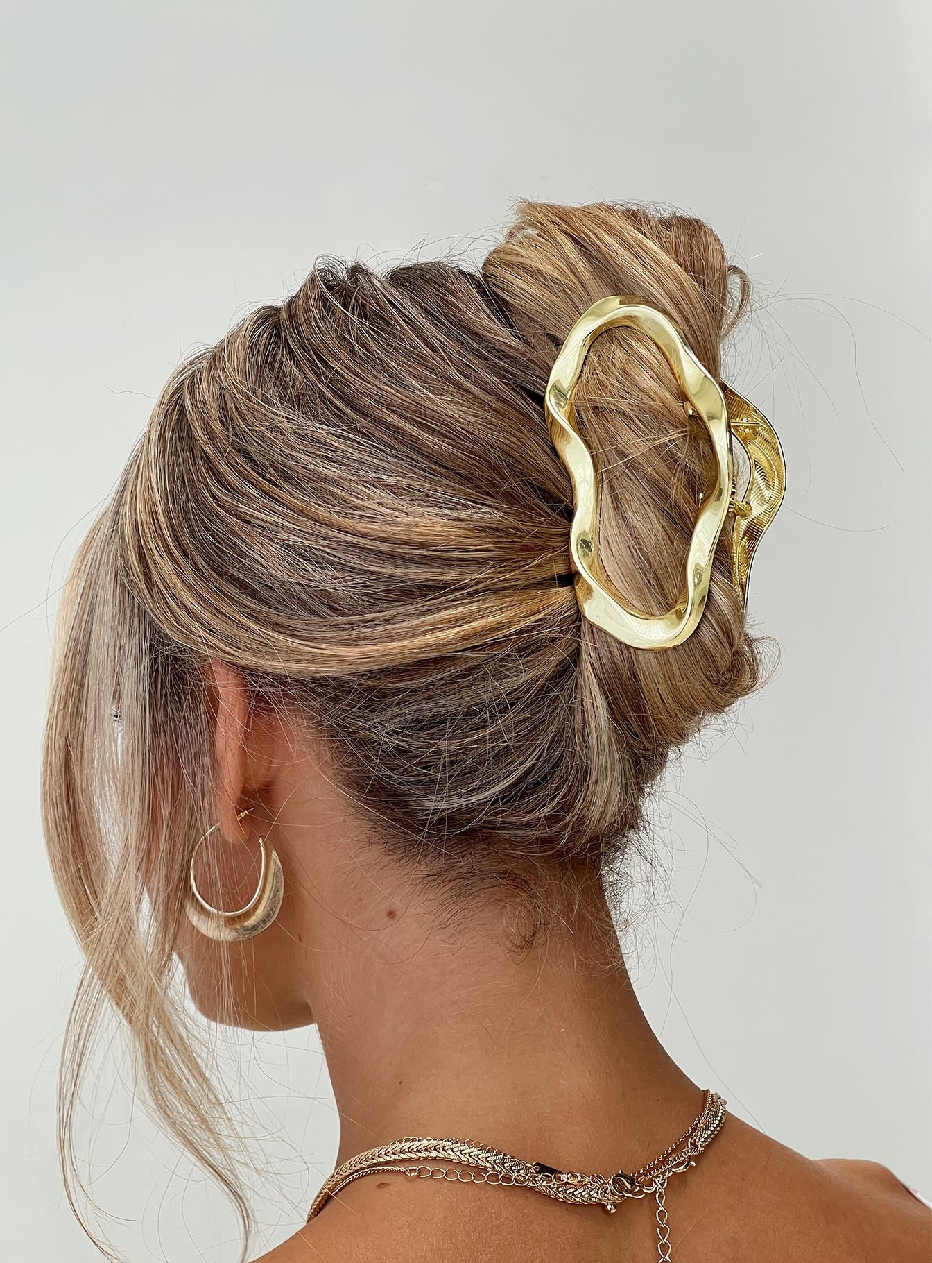 Take It Off Hair Clip Gold | Princess Polly