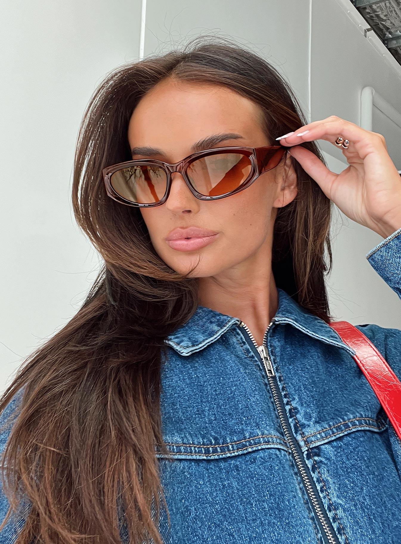 Sunglasses Moulded nose bridge, slim design, lightweight