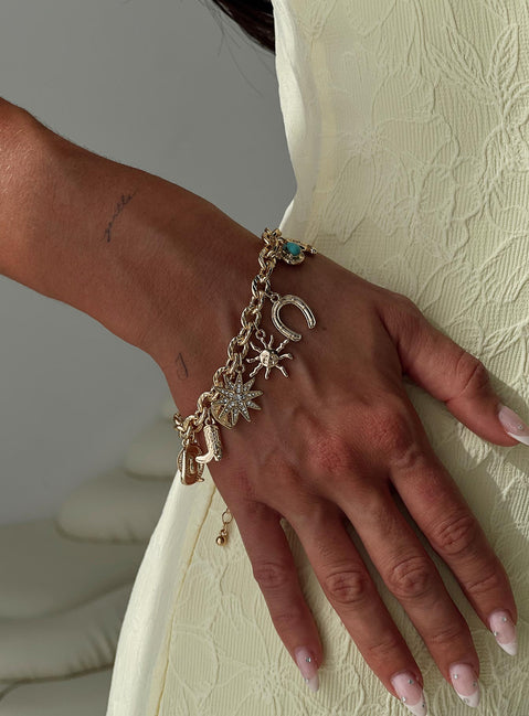 Lone Star Charm Bracelet Gold