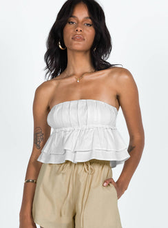 Front view of model wearing  front Princess Polly Sleeveless Square Neck  Ericka Strapless Top White