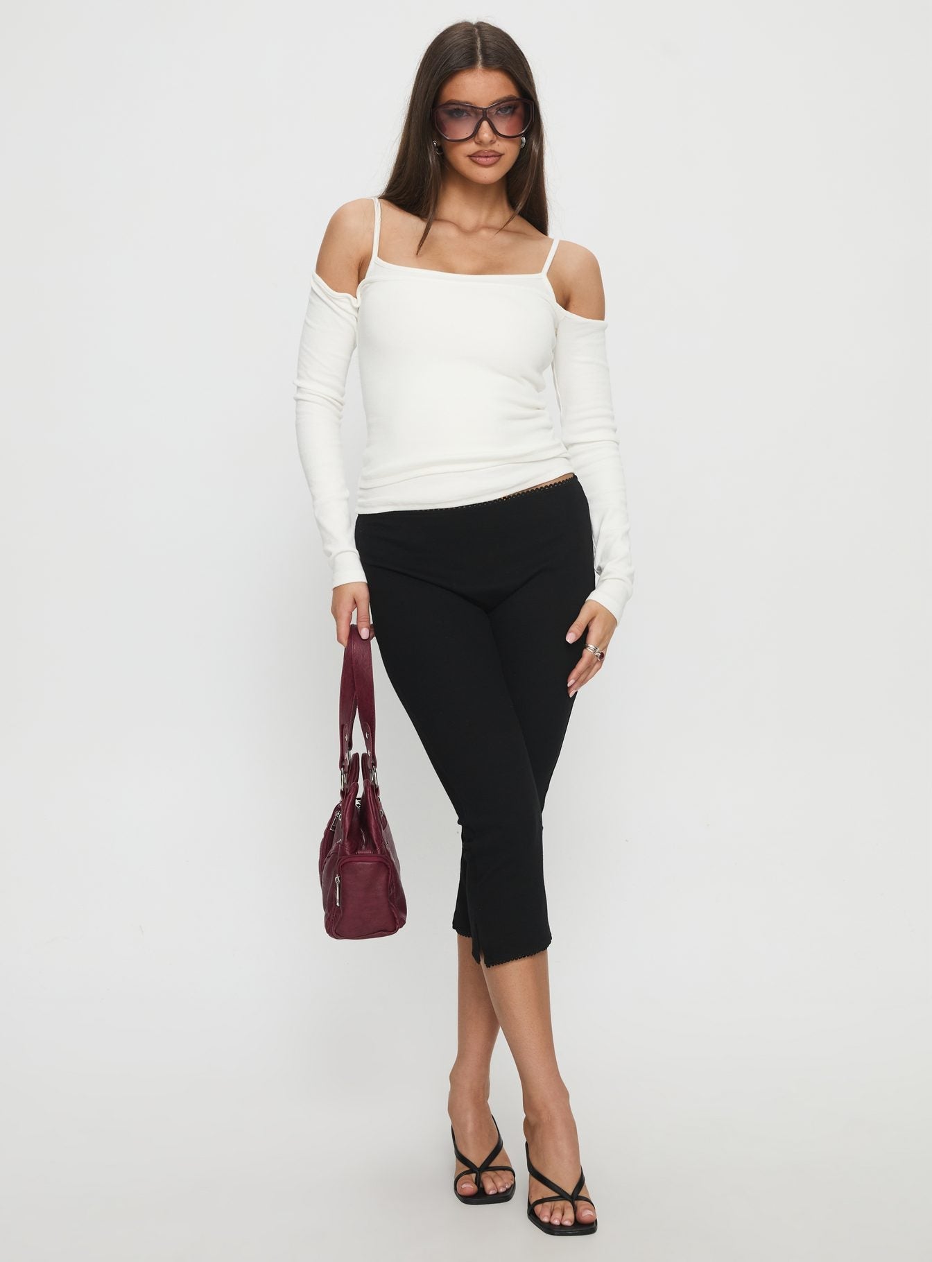 CAPRI RIB PANTS ブラック　1サイズ Baseline Rib Capri Pants Black | Princess Polly