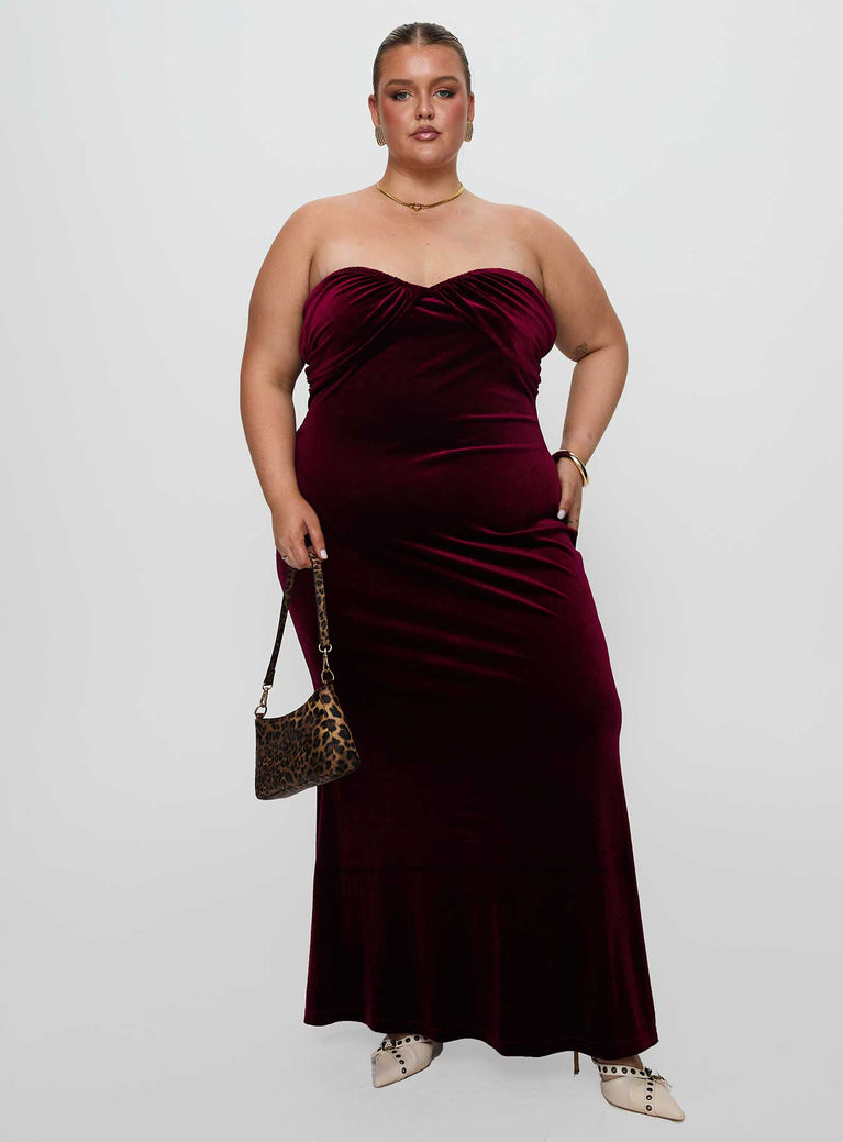 front view of model wearing Princess Polly Irena Strapless Maxi Dress Burgundy Curve Sweetheart Neckline 