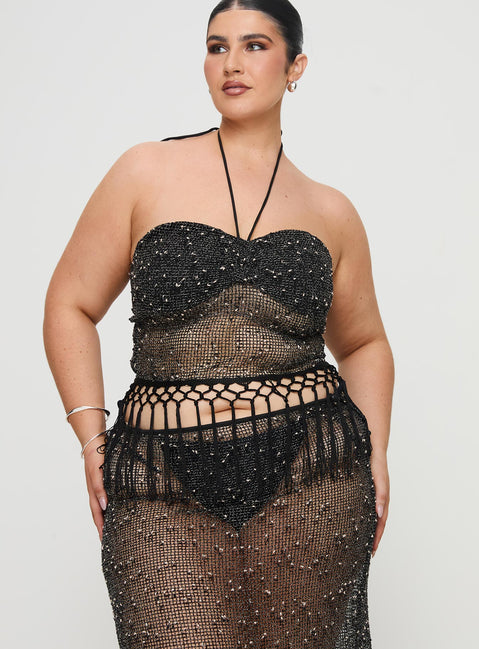 front view of model wearing Princess Polly Alnet Top Black Curve Sleeveless Sweetheart 