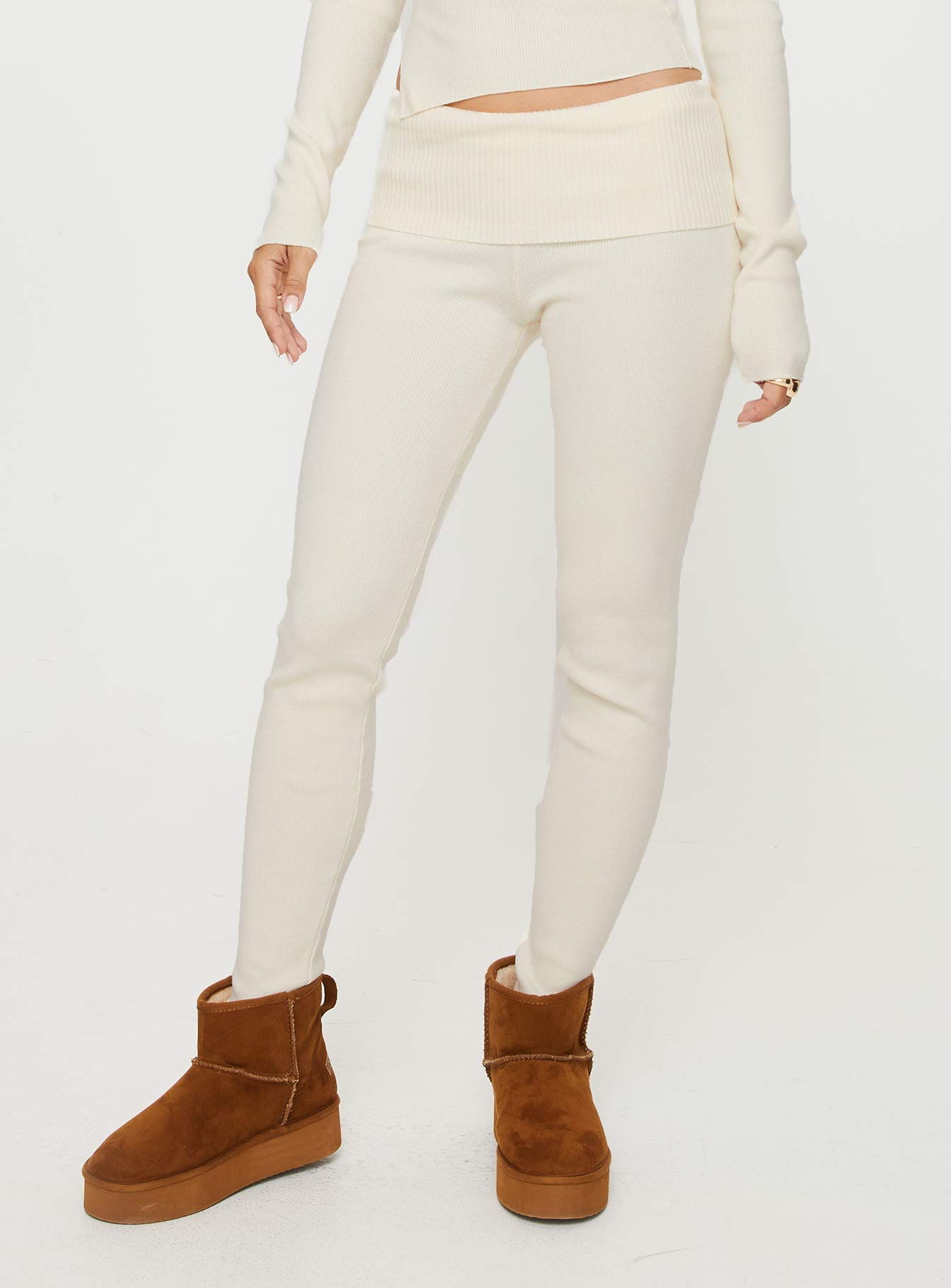 Tiffosi Fani_5 Faux Leather Leggings - Cream – Fred Funk