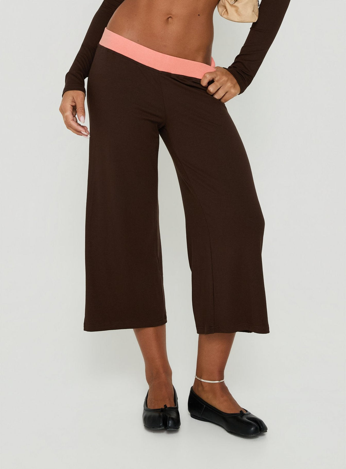 Kassey Gaucho Shorts Coral / Brown