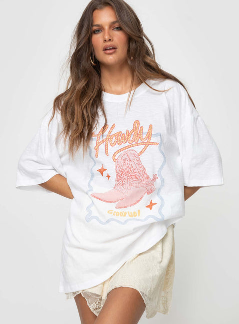 Front view of model wearing  front Princess Polly Three Fourth Sleeves Crew Neck  Howdy Oversized Tee White Multi