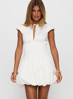 front view of model wearing Princess Polly Ladybug Mini Dress White High Neck Square Neck 