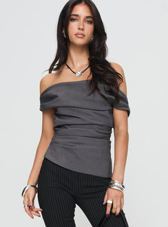 front view of model wearing Princess Polly Horizons Top Grey Short Sleeves straight 