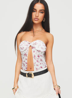 front view of model wearing Princess Polly Mani Top White Floral Sleeveless Sweetheart 