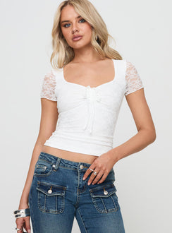 front view of model wearing Princess Polly Amaryllis Top White Short Sleeves Sweetheart 