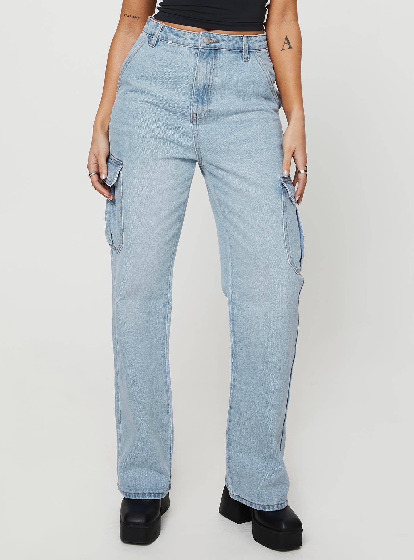 product Princess Polly Mid Rise  Belgrove Cargo Jeans Mid Wash Denim