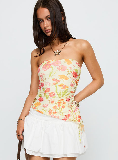 front view of model wearing Princess Polly Heidan Strapless Top Red Floral Sleeveless straight 