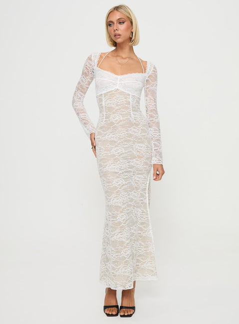 front view of model wearing Princess Polly Aubriella Lace Maxi Dress Cream Sweetheart Neckline 