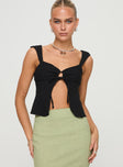 Top Cap sleeves, sweetheart neckline, tie fastening at bust, split hem Non-stretch material, lined bust