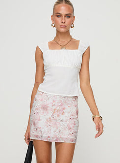   front view of model wearing Princess Polly Gemelli Mini Skirt Floral Mini Skirts 