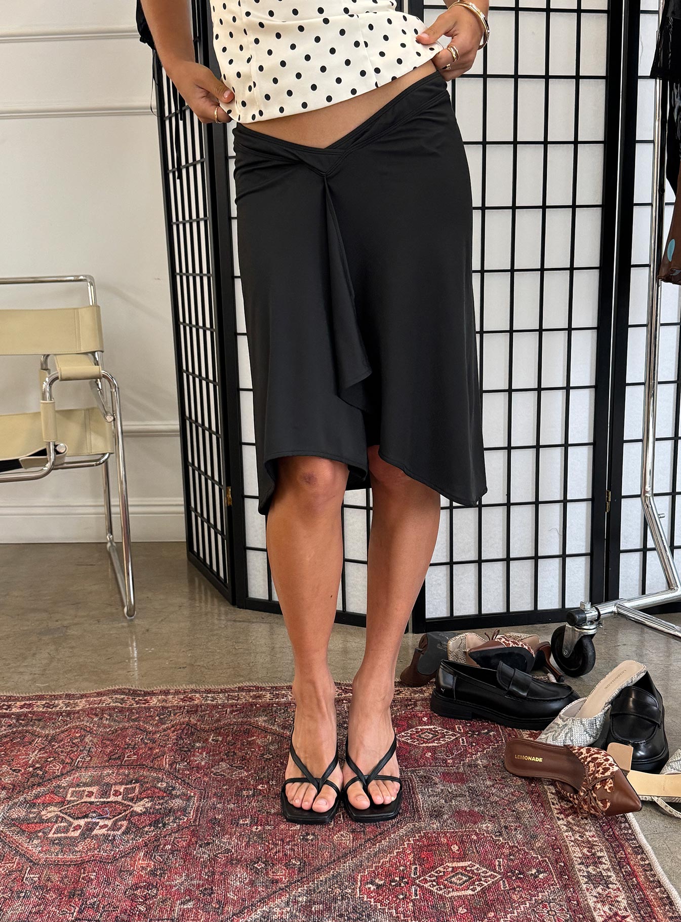 Esmeray Midi Skirt Black