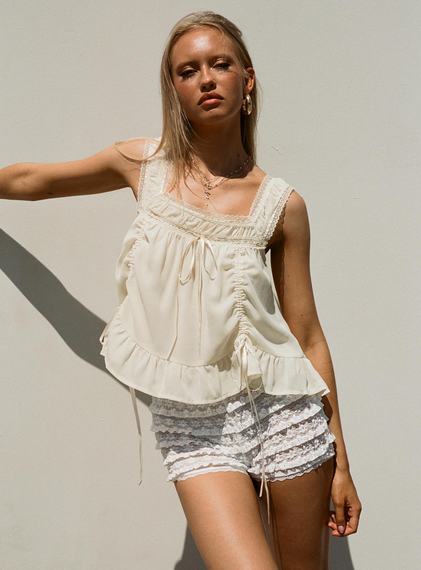 トップス Andmary Paula lacey chiffon tops beige ANDMARY】Paula lacey chiffon tops