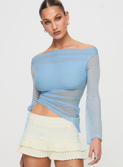 front view of model wearing Princess Polly Telescopic Off Shoulder Top Blue Full Sleeves straight 