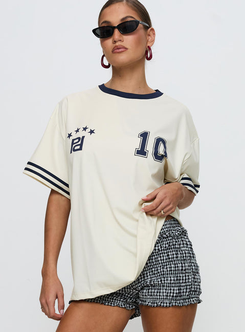 front view of model wearing Princess Polly Cornwall Football Jersey Cream Half Sleeves Crew Neck 