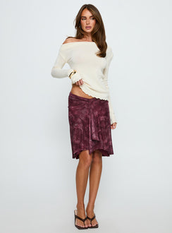   front view of model wearing Princess Polly Esmeray Midi Skirt Mesh Tonal Paisley Plum 