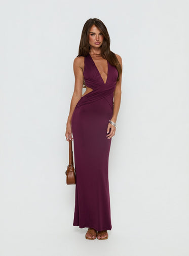 navy blue dress for baby girl Endless compliments 🥰 This strapless sweetheart prom dress by Nox Anabel  is a stunner main image 1