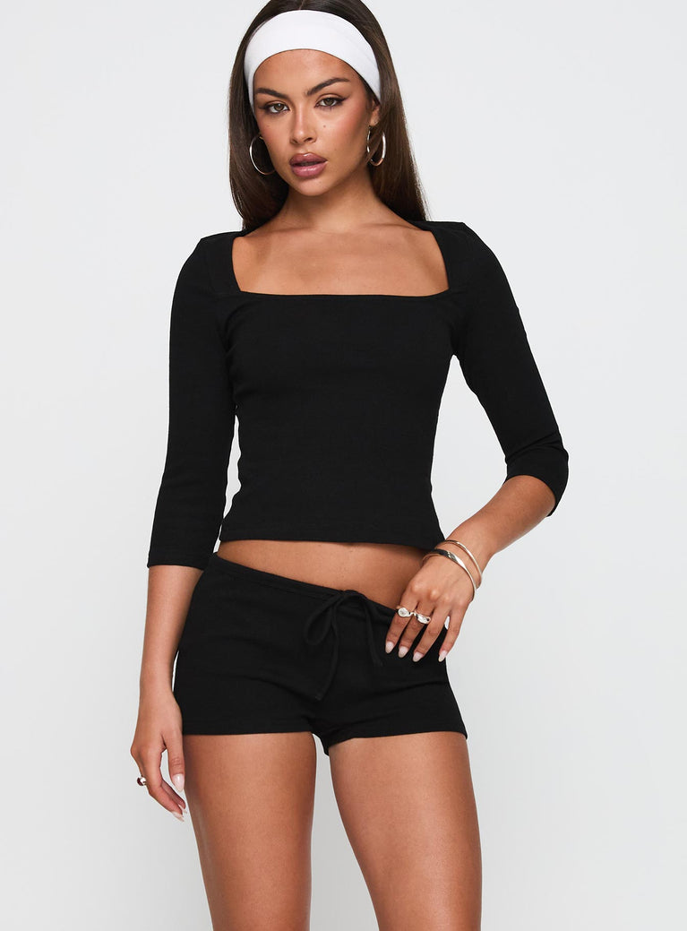 Gracious Low Rise Mini Short Black