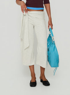 Allena Gaucho Shorts mit Bindedetail Grau Melange
