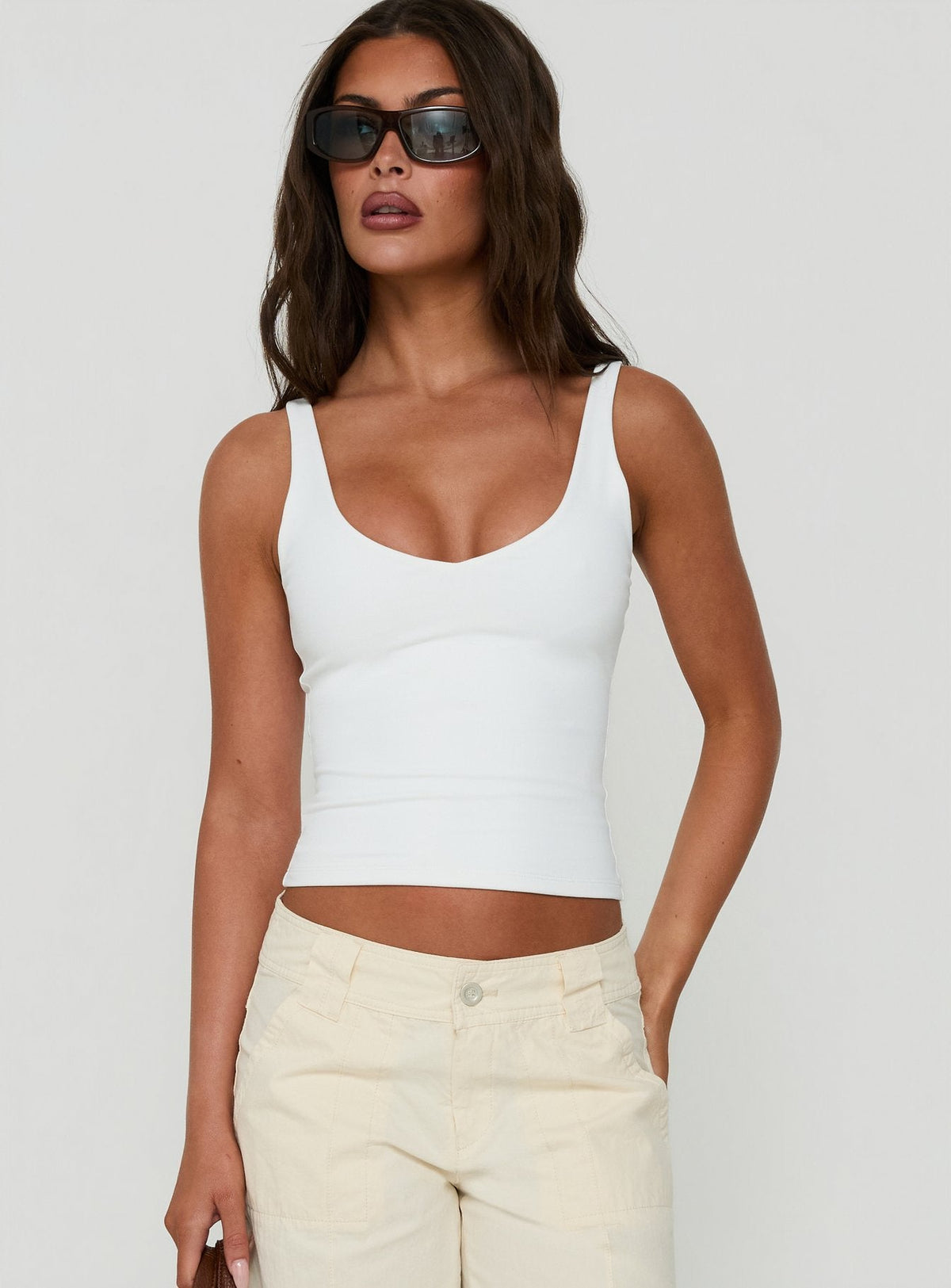 Daily Define V-Ausschnitt Tanktop Weiß