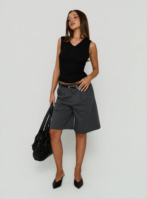 Charlea Fleece Tailored Longling Short Charcoal