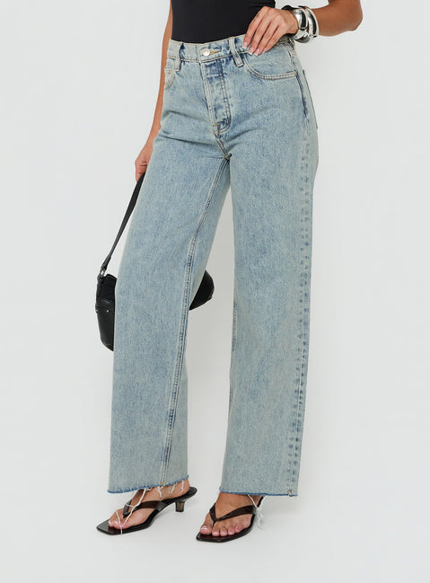 Fawcett High Rise Straight Leg Jeans hellblaue Waschung