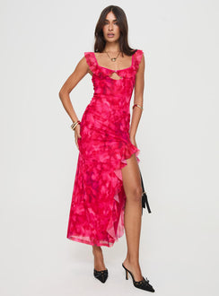 front view of model wearing Princess Polly Ceri Maxi Dress Pink Sweetheart Neckline 