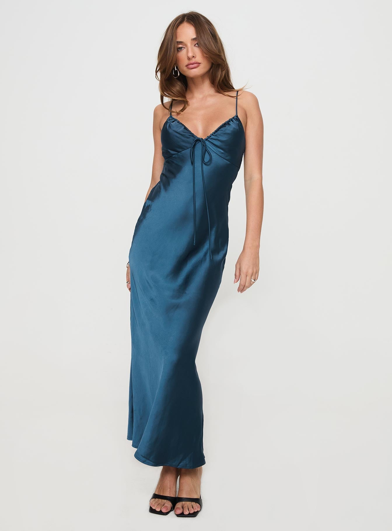 Maguire Maxi Dress Navy | Princess Polly